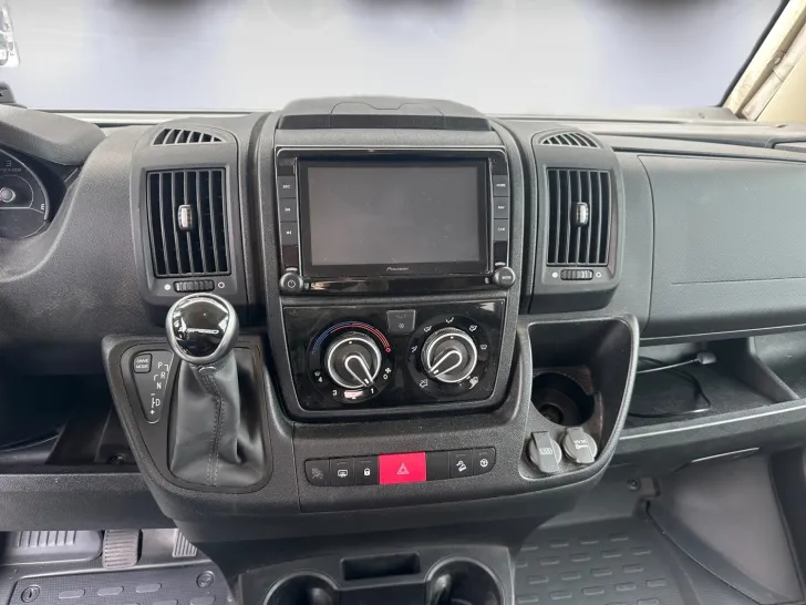 Fahrzeugbild Knaus Van i 650 MEG Platinum Selection Vollausstattung #8