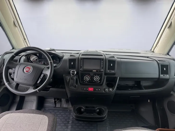 Fahrzeugbild Knaus Van i 650 MEG Platinum Selection Vollausstattung #9