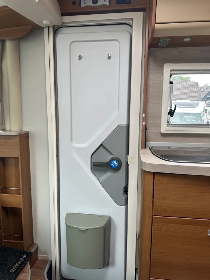 Fahrzeugbild Knaus Van i 650 MEG Platinum Selection Vollausstattung #24