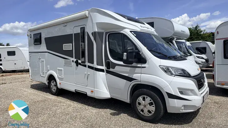 Schräg Hinten Sunlight T 67S