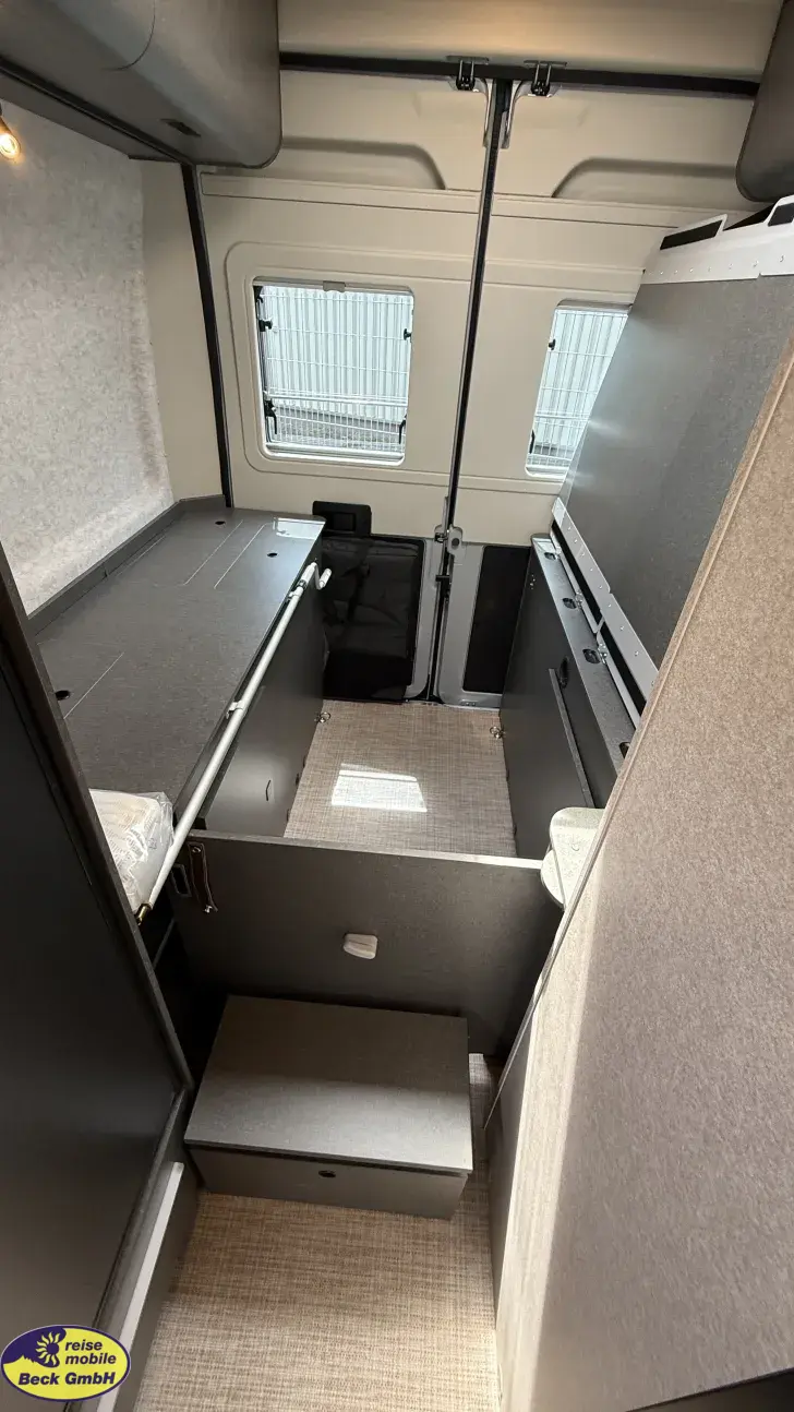 Fahrzeugbild Hymer Camper Van Redwood 601 Explorer Markteinführung #24