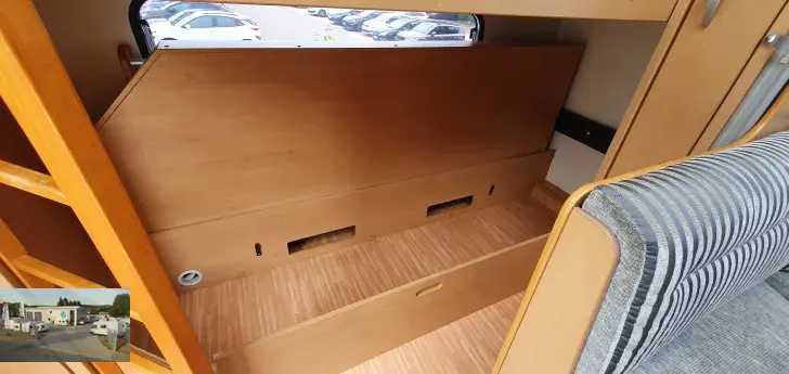 Fahrzeugbild Knaus Südwind 500 FDK Nr. 48 -Etagenb., franz. Bett #11