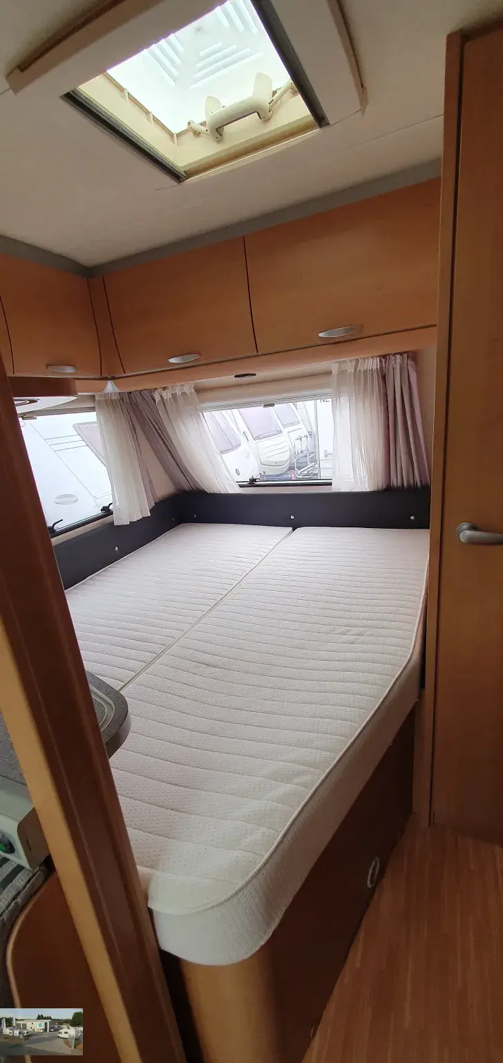 Fahrzeugbild Knaus Südwind 500 FDK Nr. 48 -Etagenb., franz. Bett #23