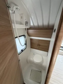 Fahrzeugbild Hobby De Luxe 460 UFe #6