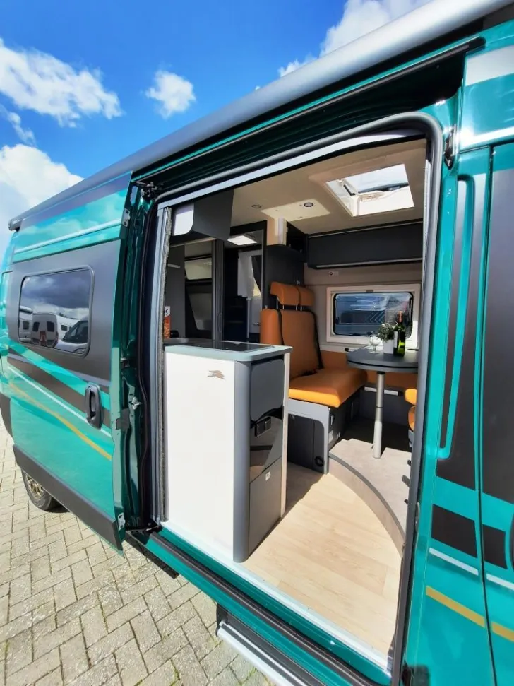 Fahrzeugbild Laika Kosmo Supremo Verde Mugello Verfüg./Sparen Sie 4.783,- € #9
