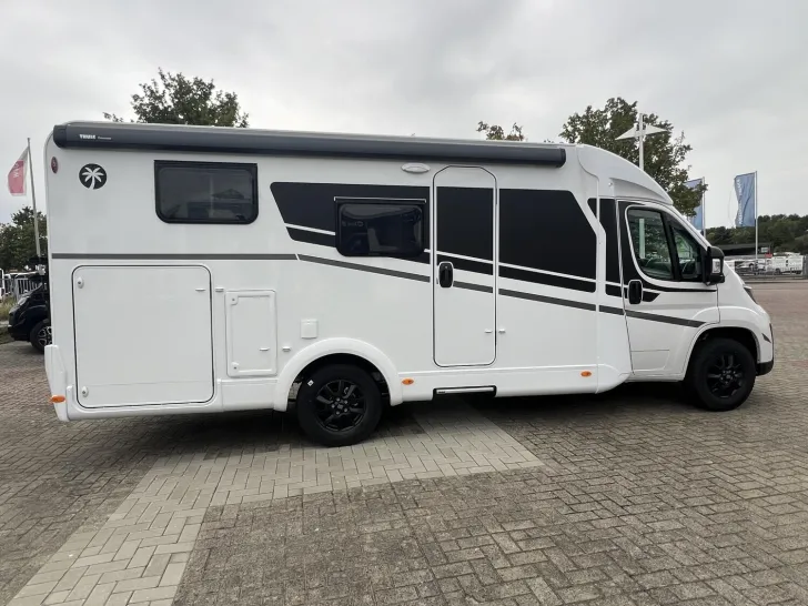 Fahrzeugbild Sunlight Adventure V 67S #6