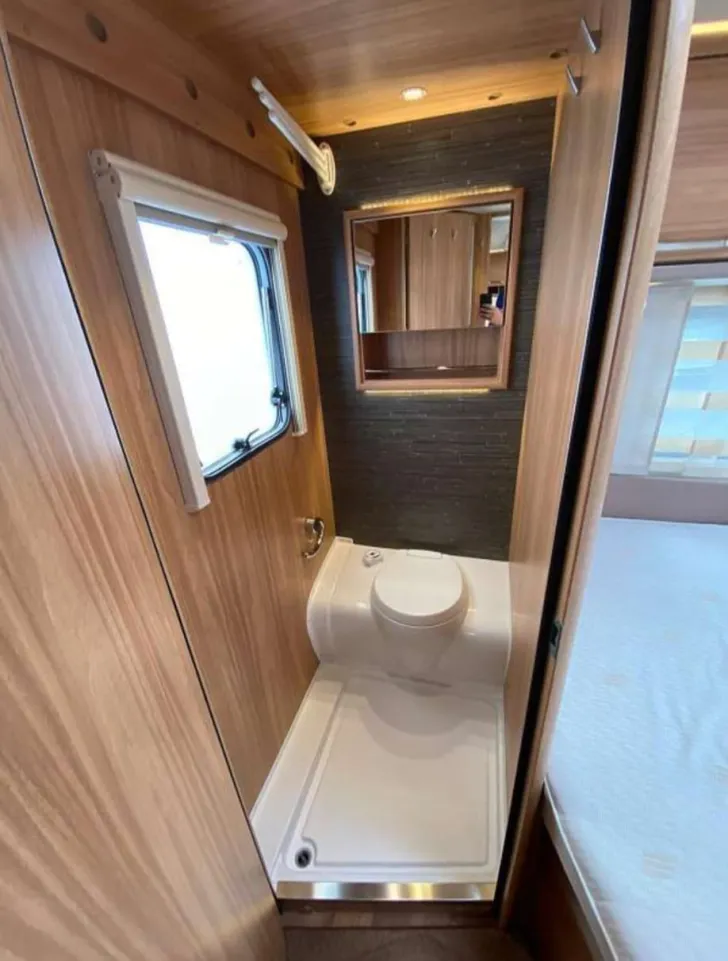 Fahrzeugbild Hymer Eriba Nova GL 465 guter Zustand #5