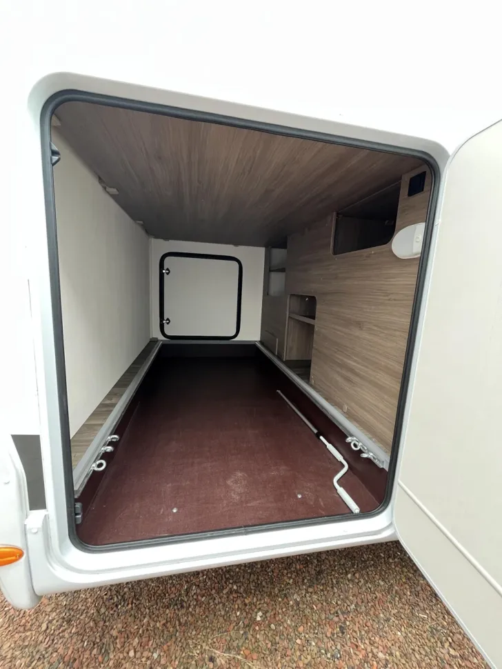 Fahrzeugbild Carado I 338 #16