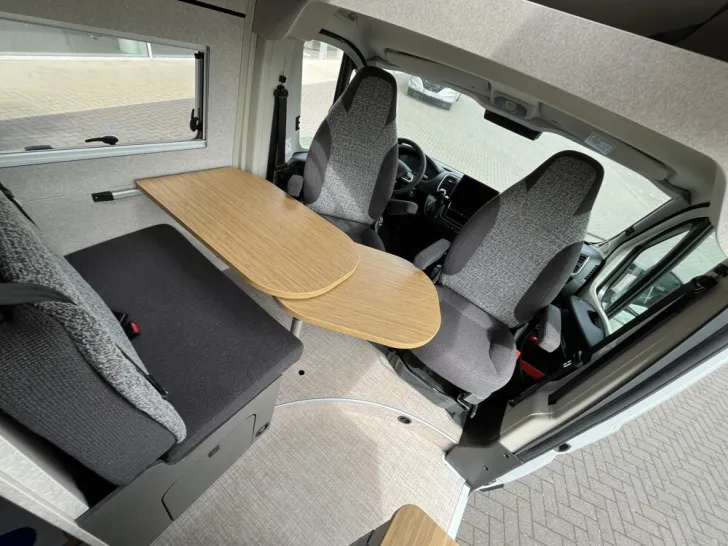 Fahrzeugbild Hymer Camper Van Camper Van Redwood 601 #3