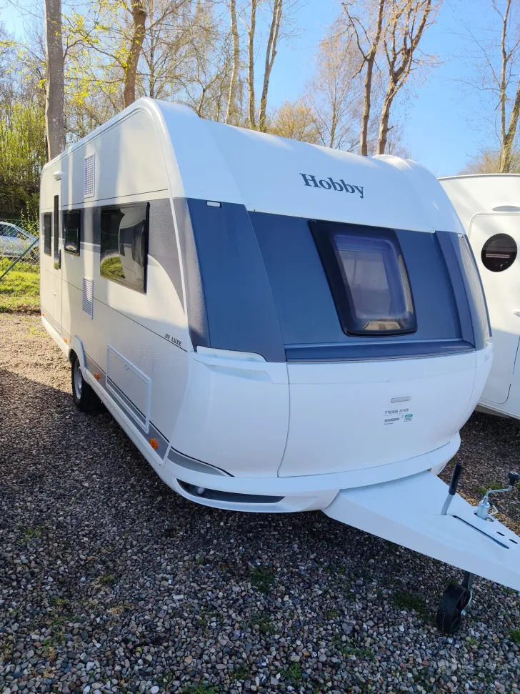 Fahrzeugbild Hobby De Luxe 495 UL *Modell 2026* #1