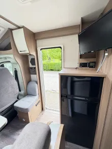 Fahrzeugbild Carado T 338 Edition15 Einzelbetten, Solar, Alufelgen #9