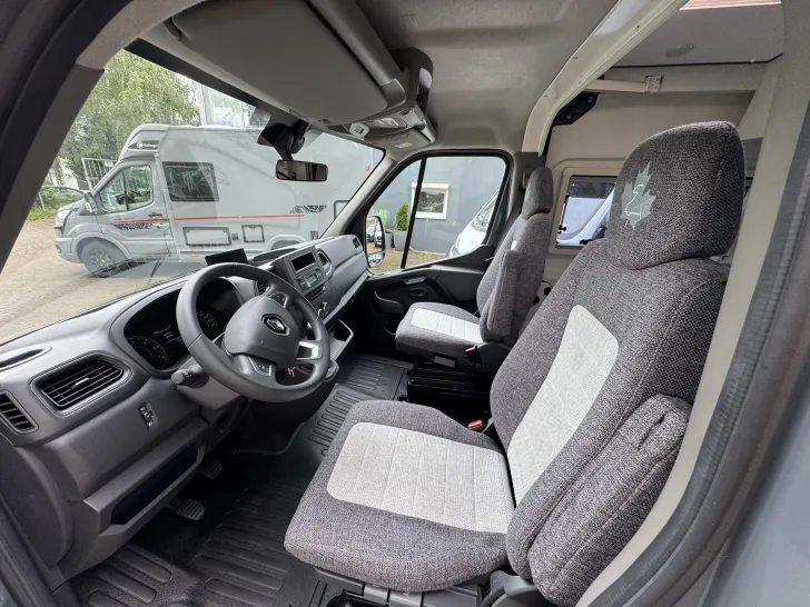 Fahrzeugbild Ahorn Camp Van 620 #9