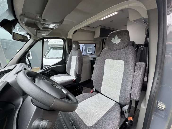 Fahrzeugbild Ahorn Camp Van 620 #10
