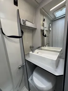 Fahrzeugbild Ahorn Camp Van 620 #29