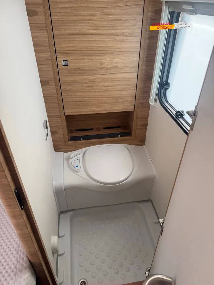 Fahrzeugbild Dethleffs Camper 650 FMK #9