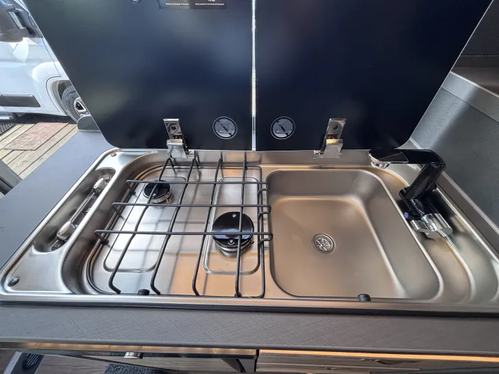 Fahrzeugbild Knaus BoxLife 540 MQ Platinum Selection 2026 VeloSwingAHK Aufstelldach #9