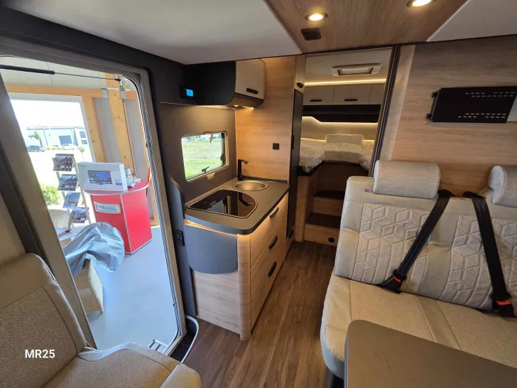 Fahrzeugbild Knaus L!VE WAVE 650 MEG Black Selection UNBENUTZT, SOFORT VERFÜGBAR! #25
