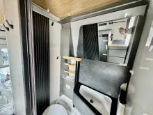 Fahrzeugbild Hymer Camper Van Redwood 601 Ausstattung - Trail #12