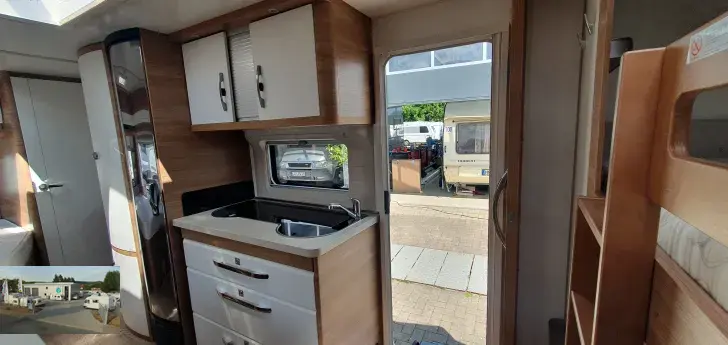 Fahrzeugbild Hobby De Luxe 560 KMFe Nr. 35 - Etagenb., franz. Bett #7