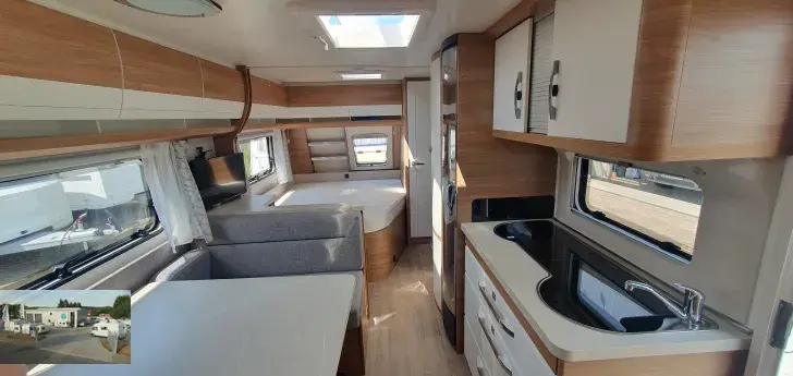 Fahrzeugbild Hobby De Luxe 560 KMFe Nr. 35 - Etagenb., franz. Bett #8
