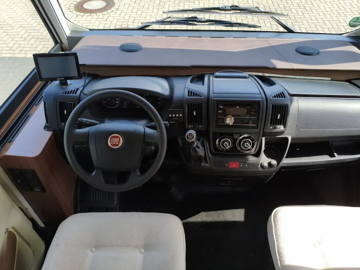 Fahrzeugbild Eura Mobil Integra 850 QB aus 1. Hand - 38600km #10