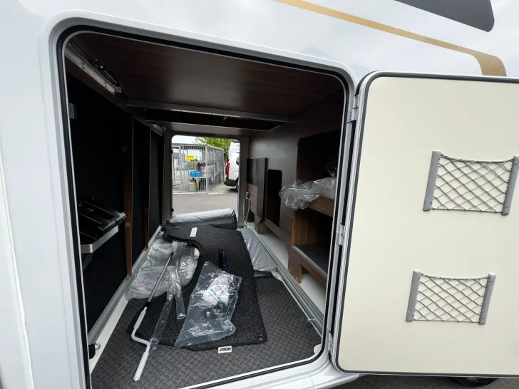 Fahrzeugbild Eura Mobil Contura CT 766 EF AT9G Comfort+Luminary+Markise #10