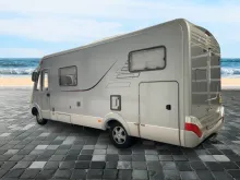 Fahrzeugbild Hymer B 660 SL/Automatik/Festbett+Hubbett/Klima/Solar #3