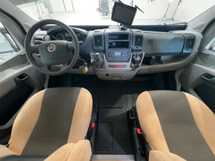 Fahrzeugbild Pössl Roady 499/Hochbett/Klimaautomatik/Markise #7