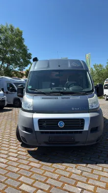 Frontal Vorne Knaus BoxStar 600 Street MQ wenig gebraucht