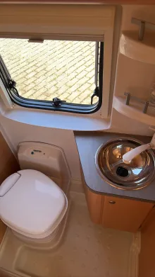 Toilette Knaus BoxStar 600 Street MQ wenig gebraucht