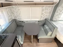 Fahrzeugbild Fendt Apero Activ 390 FH Model 2026 sofort verfügbar #8
