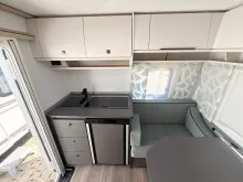 Fahrzeugbild Fendt Apero Activ 390 FH Model 2026 sofort verfügbar #9