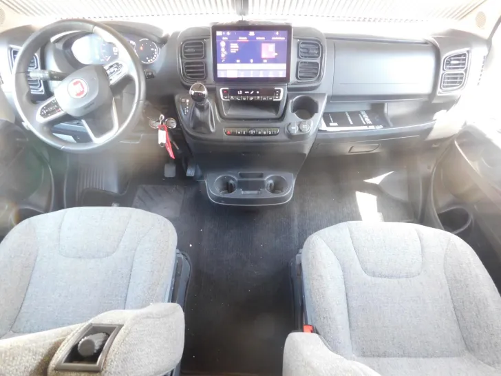 Fahrzeugbild Hymer Grand Canyon Fiat Luftfeder.+200AhLithium+4.250 #17