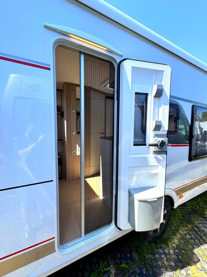 Fahrzeugbild Bürstner Premio Limited 490 TS 1700KG|MARKISE|MOVER| #4