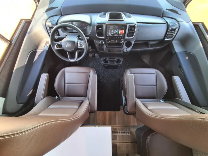 Fahrzeugbild Niesmann + Bischoff iSmove 6.9 E *Hubstützen-Anlage*Festtank-WC* #11