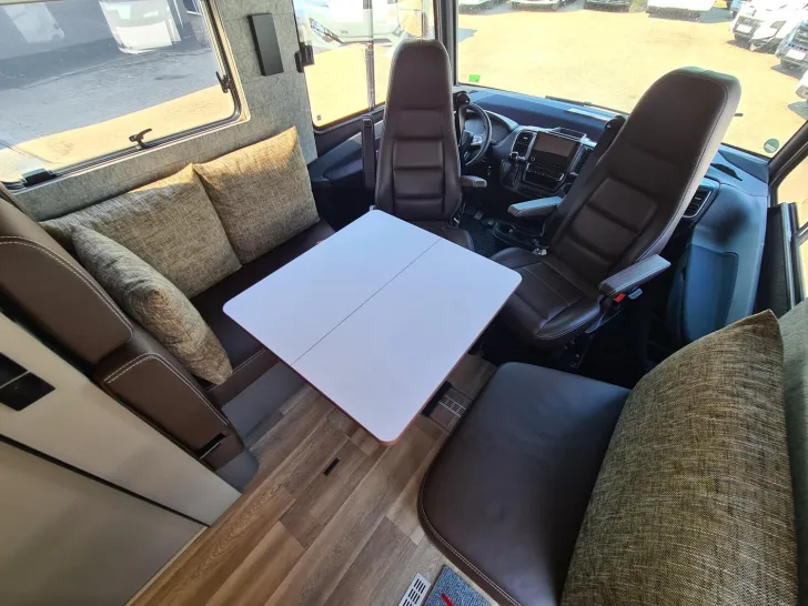 Fahrzeugbild Niesmann + Bischoff iSmove 6.9 E *Hubstützen-Anlage*Festtank-WC* #16