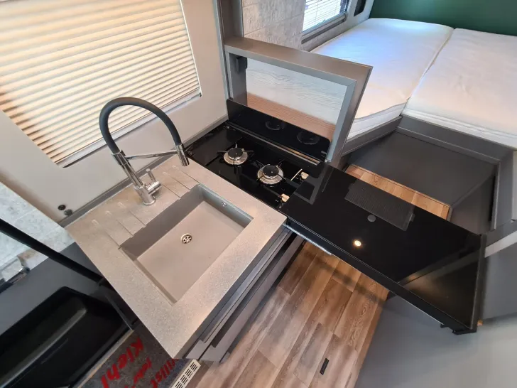 Fahrzeugbild Niesmann + Bischoff iSmove 6.9 E *Hubstützen-Anlage*Festtank-WC* #21