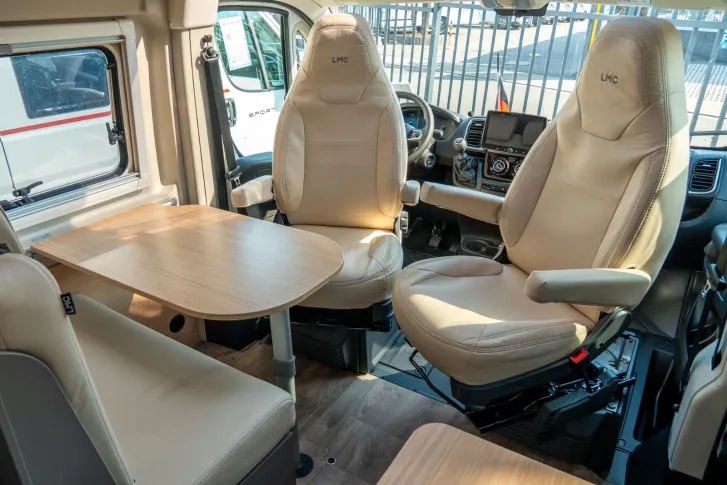 Fahrzeugbild LMC Innovan 600/603*Edition 70Jahre*Multimedia*RFK #10