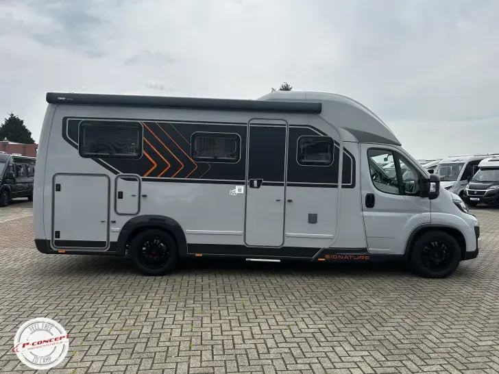Fahrzeugbild Bürstner Signature SFT 7.1 *4,25t, AHK, Markise* #3