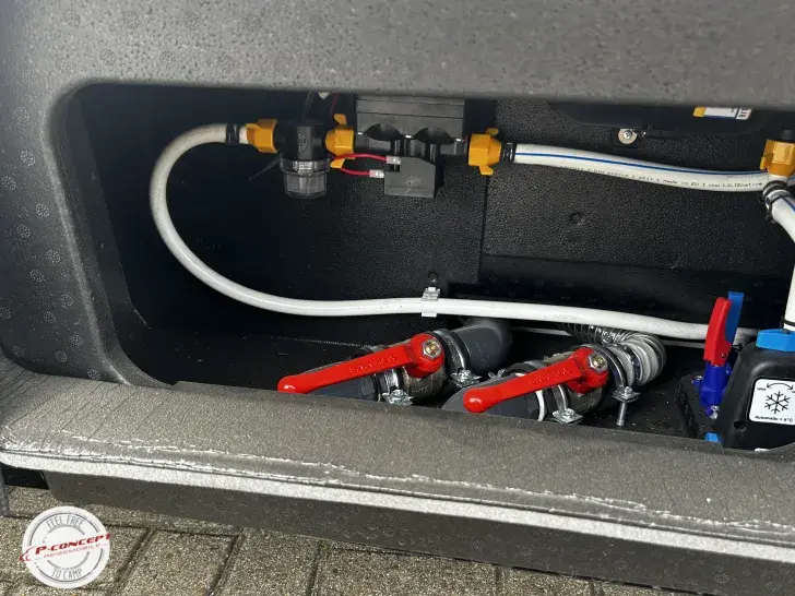 Fahrzeugbild Bürstner Signature SFT 7.1 *4,25t, AHK, Markise* #31