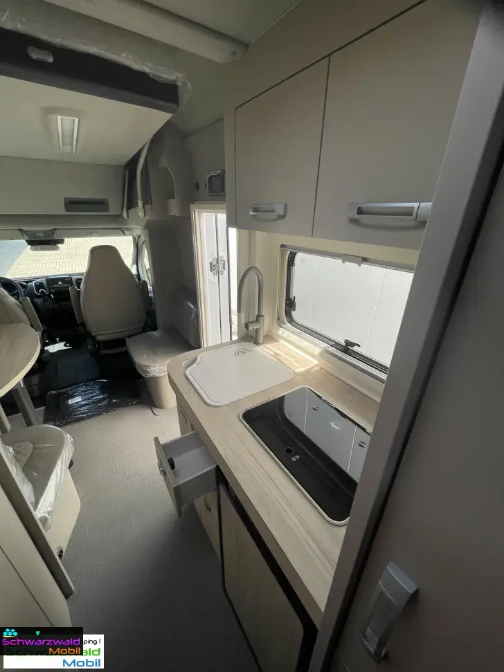 Fahrzeugbild Wingamm OASI 610 ST Modell 2027 #6