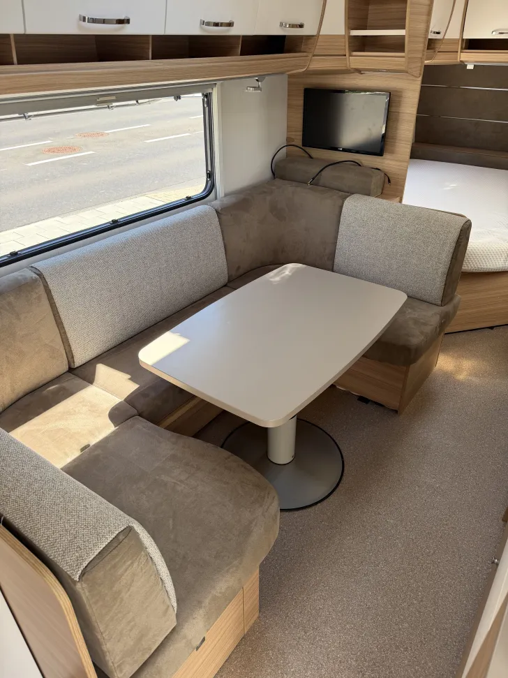 Fahrzeugbild Dethleffs Camper 560 FMK Gut gepflegt #6