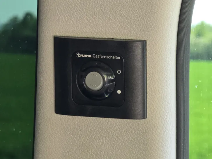 Fahrzeugbild Mercedes-Benz Mercedes V-Klasse Poessel CampStar #8