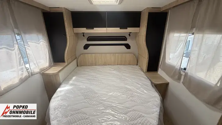 Fahrzeugbild Chausson Teilintegrierte 788 Titanium Line OHNE HUBBETT #11