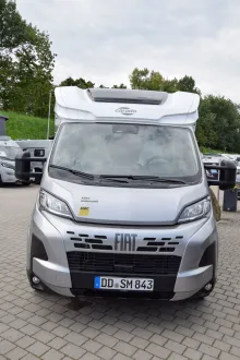 Fahrzeugbild Carado T447 pro+ *Hubbett* #4