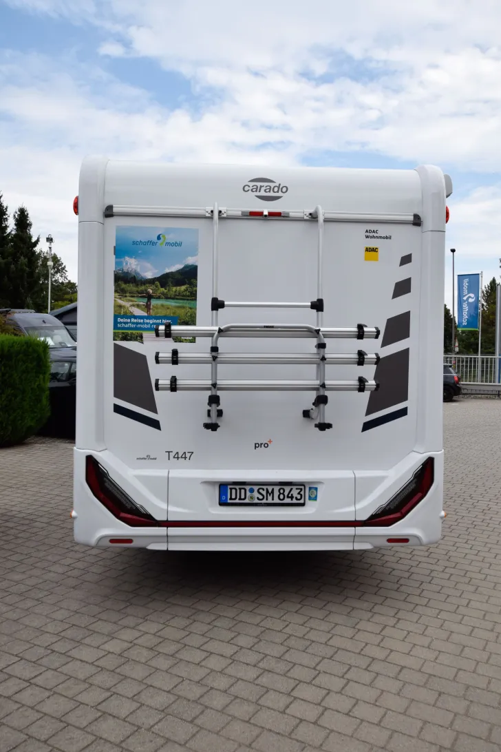 Fahrzeugbild Carado T447 pro+ *Hubbett* #7