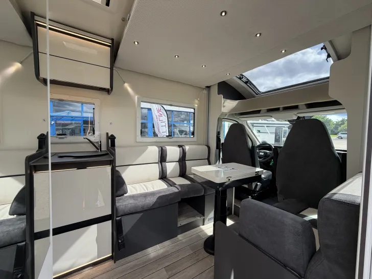 Fahrzeugbild Forster T 639 LF Coupe MJ26 Travel-Comfort-Fahrassistenz #20