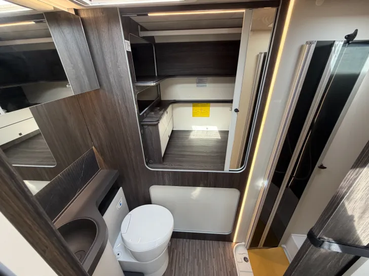 Fahrzeugbild Mobilvetta Kea Kompakt 55, Matic, Solar, Lithium, Markise #18