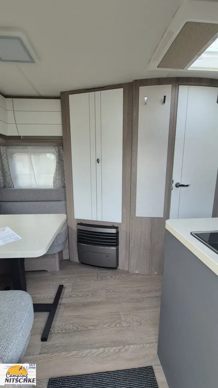 Fahrzeugbild Hobby OnTour 460 DL MJ26*Autark*Bugfenst.*Ambiente #24