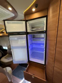 Fahrzeugbild Carthago chic c-line 4.2 Hubstütz-Luftfahrw-Standklima #34